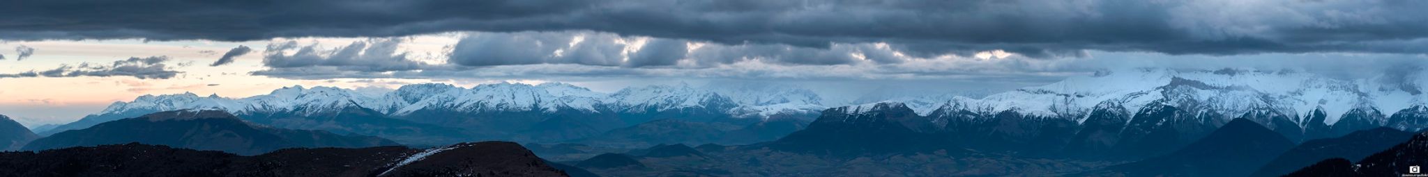 Panoramique depuis le Vallon de Combeau